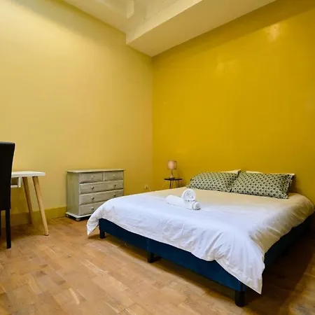 Lille Centre - Babyfoot - 3 Chambres - Confort דירה